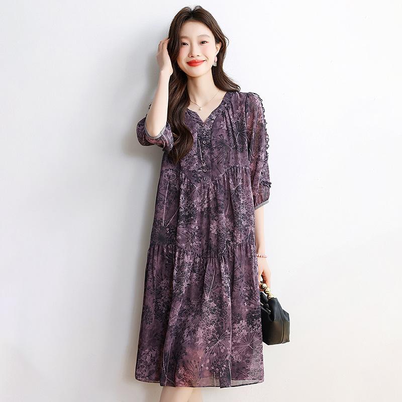Light and mature temperament floral chiffon dress women's summer new loose belly covering and thin dress skirt
