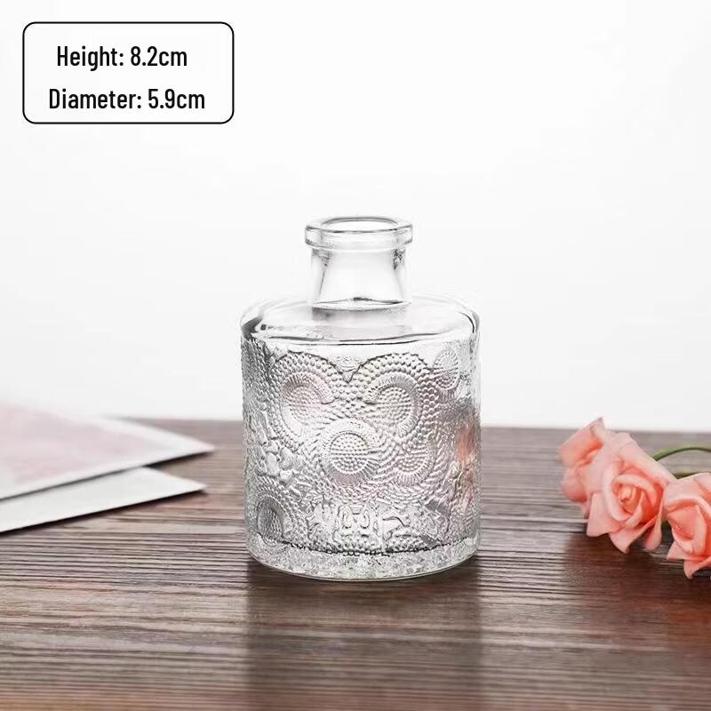 

SEE KEAN Striped Glass Flower Vase