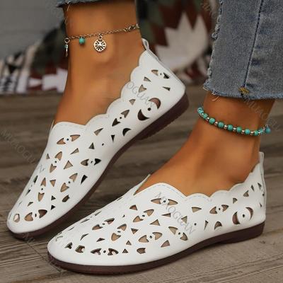Sapatos Flats Respiráveis Vazados de Verão para Mulheres Casuais Bico Redondo Solado Macio Tamanho Grande Sapatos Femininos Sandálias Slip-on Cor Sólida