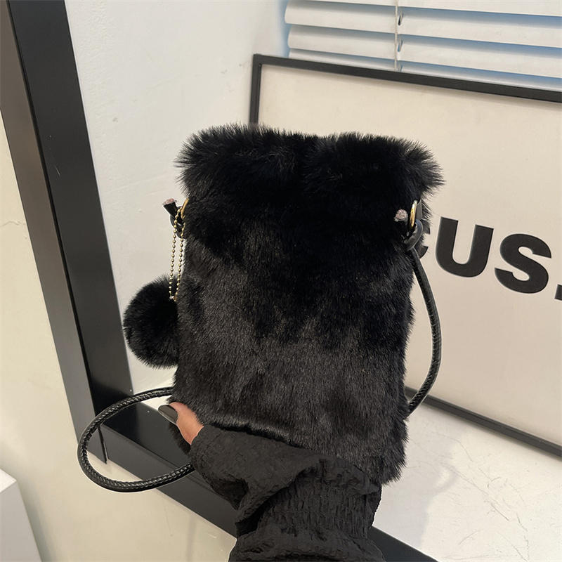 Plush Phone Bag Autumn and Winter Solid Color Elegant Women's Durable Girl Fur Hanging Rope Bag Crossbody Coin Purse