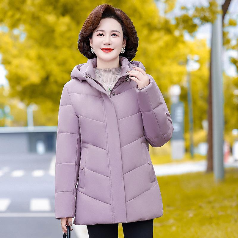 Senior middle-aged mother winter down jacket women's new red medium and long middle-aged and elderly women's clothing top coat
