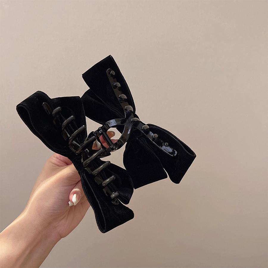 1 piece of black velvet big bow hair clip with a simple and elegant style for women