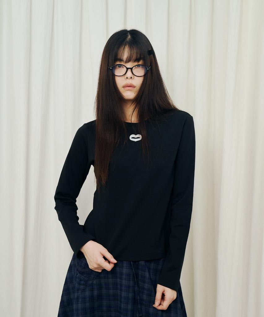 Mihebeu Classic Small Symbol Long Sleeve Black