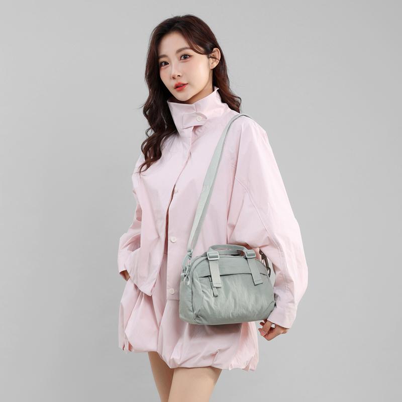 Travel Crossbody Bag Women's Shoulder Bag Portable Mother Bag
