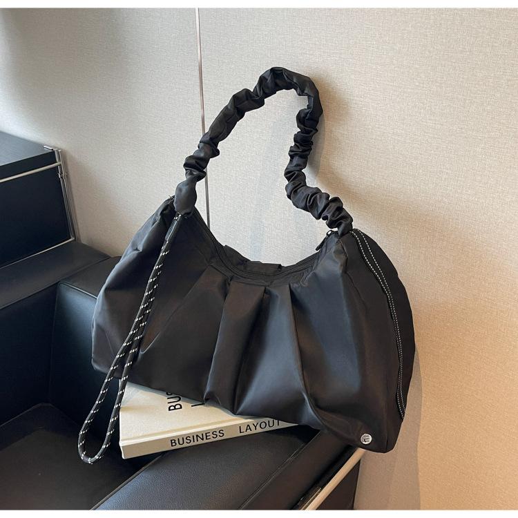 

Сумка для поездок на работу, холщовая сумка, большая вместимость, студенческая сумка на плечо, простая универсальная водонепроницаемая тканевая сумка чёрный