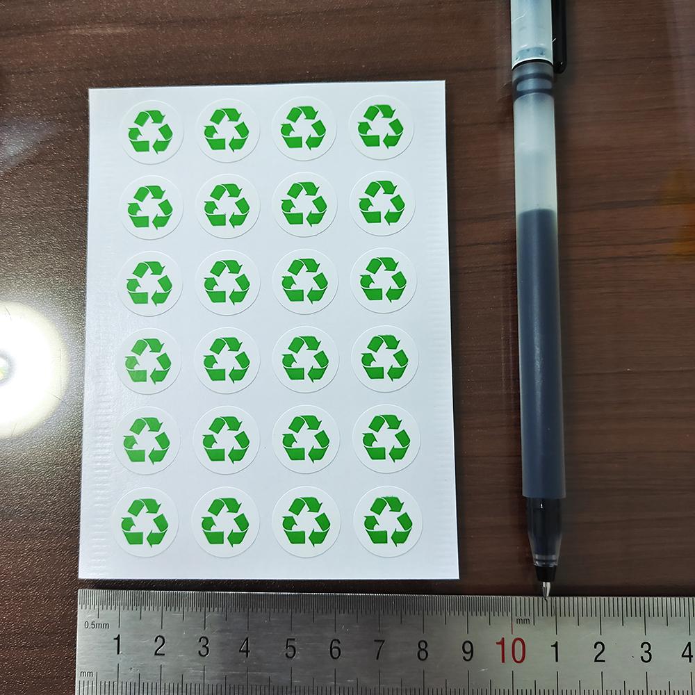 1000 Stück Recycling-Logo-Etikett Kunstpapier-Aufkleber für recycelbare umweltfreundliche Produkte Grüne Farbe Runde Fabrik-Etiketten