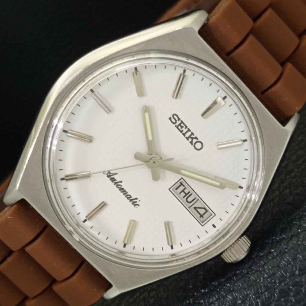 Seiko AUTOMATIC JAPAN 6349A VINTAGE MENS WHITE COLOR DIAL WRIST WATCH A702509-1 R126-a702509