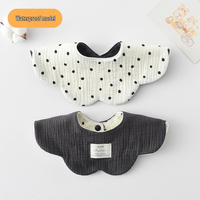 Dwustronny, wodoodporny śliniaczek dla niemowląt w stylu koreańskim z płatkami, wykonany w 100% z gazy bawełnianej