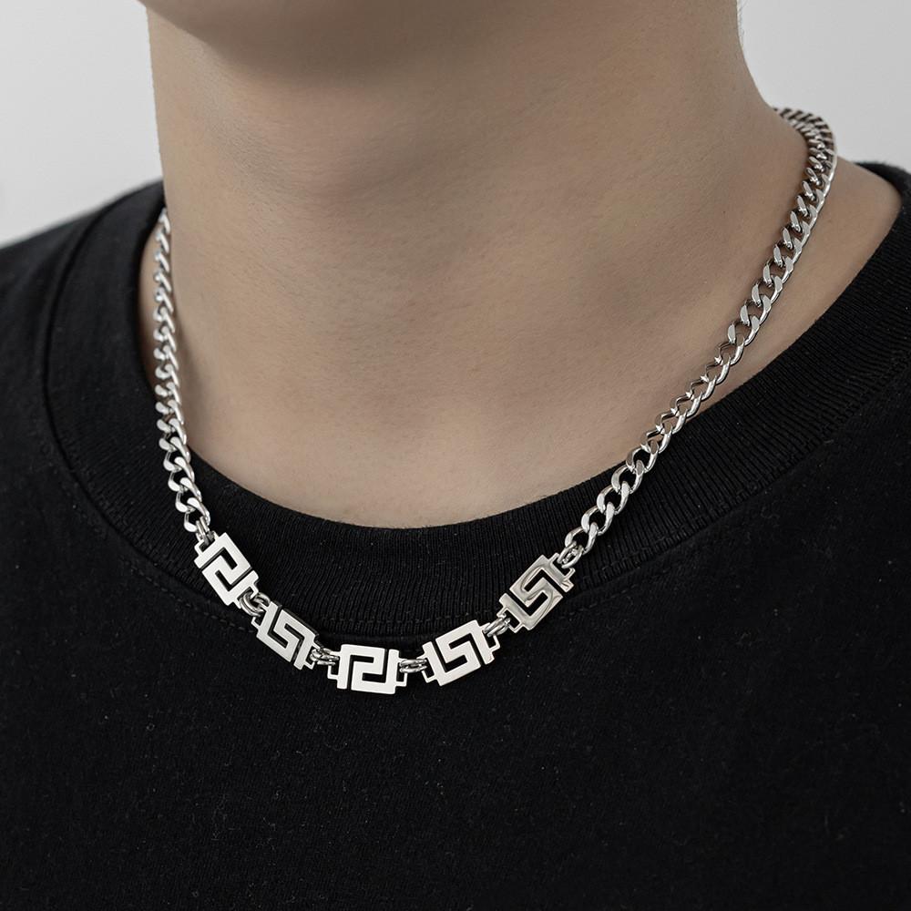 Minimalist Geometric Shape Necklace In Titanium Steel For Men And Women With Modern Design