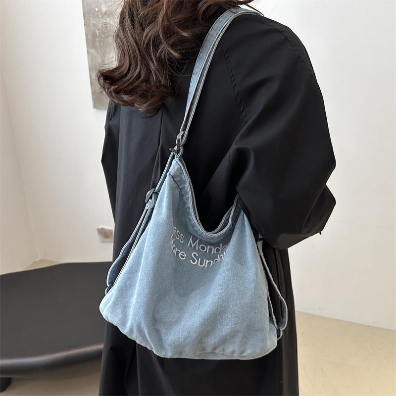 Large Capacity Vintage Minimalist Denim Shoulder Bag For Casual Commuting And Daily Outings