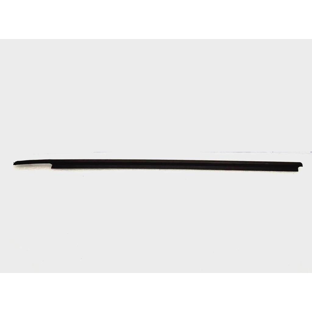 LH Weatherstrip Door for Suzuki SX4, SX4 1ST F/L