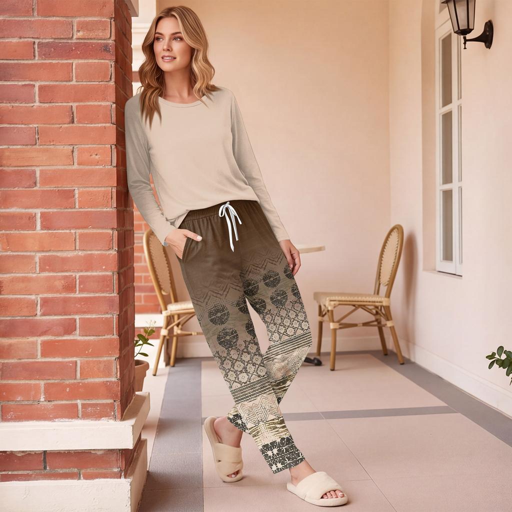 Women's Loose Fit Printed Pajama Set with Round Neck for Casual Sleepwear