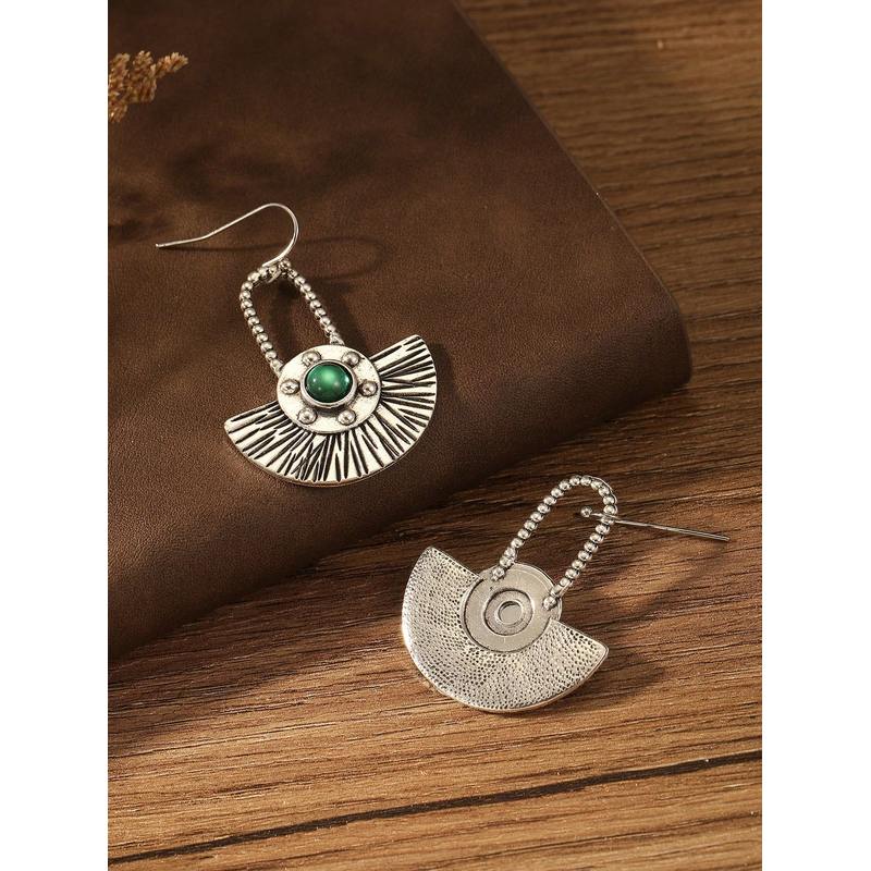 Vintage Ethnic Style Women's Earrings Bohemian Style Unique Leaf Fan-shaped Pendant Jewelry
