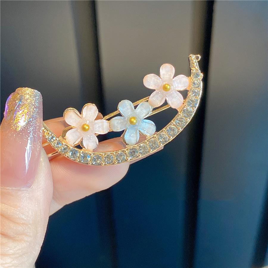 

Новая Мода Женские Аксессуары для Волос Треугольная Заколка Металлическая Геометрическая Сплав Луна Круг Зажим Заколка Головной Убор для Девочек