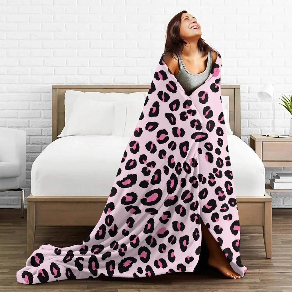 Cute Leopard Print Blanket Fleece Winter Multifunction Super Warm Throw Blankets for Home Travel Quilt