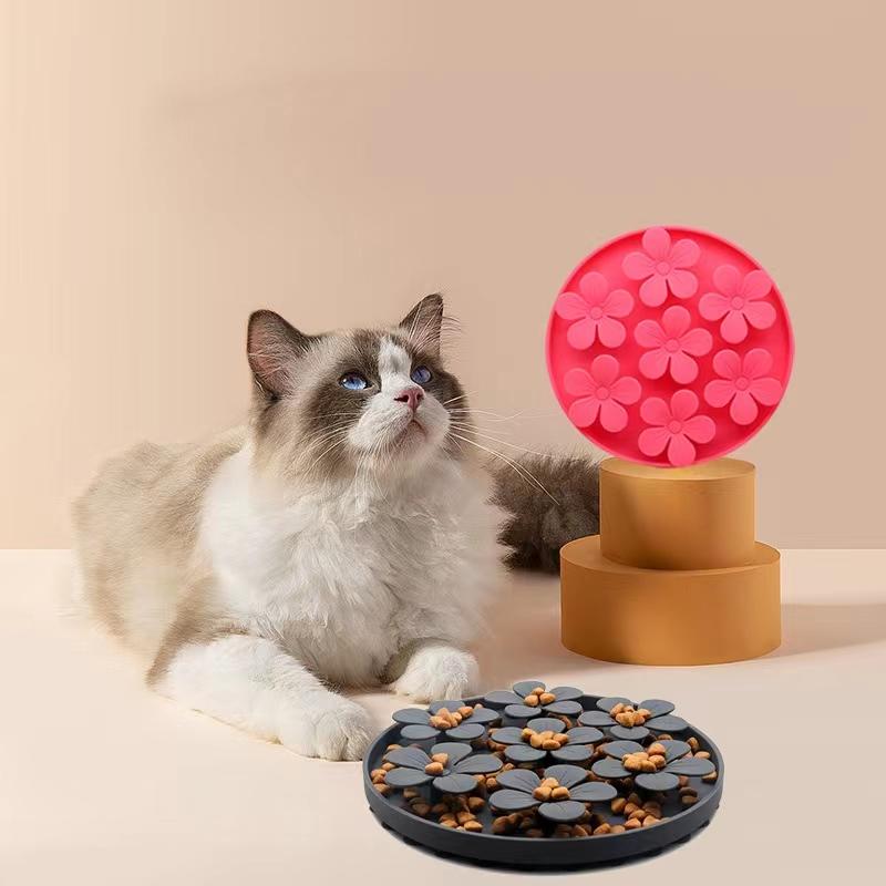Pet Products Mat For Dogs Cats Slow Food Bowls With Suction Cup Feeding Food Silicone Lick Pad Dog Slow Feeders Treat Dispensing