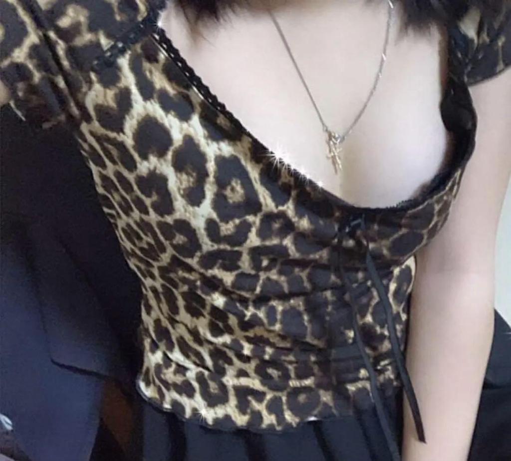 [USED] Leopard print T-shirt Y2K fairy grunge Heisei gal