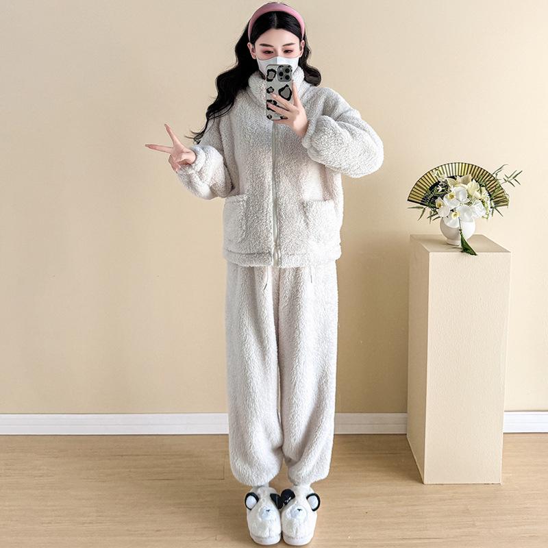 

Maternity Winter Coral Fleece Couple Pajamas: Women s Plus Velvet Thick Warm Loose Two-Piece Set M