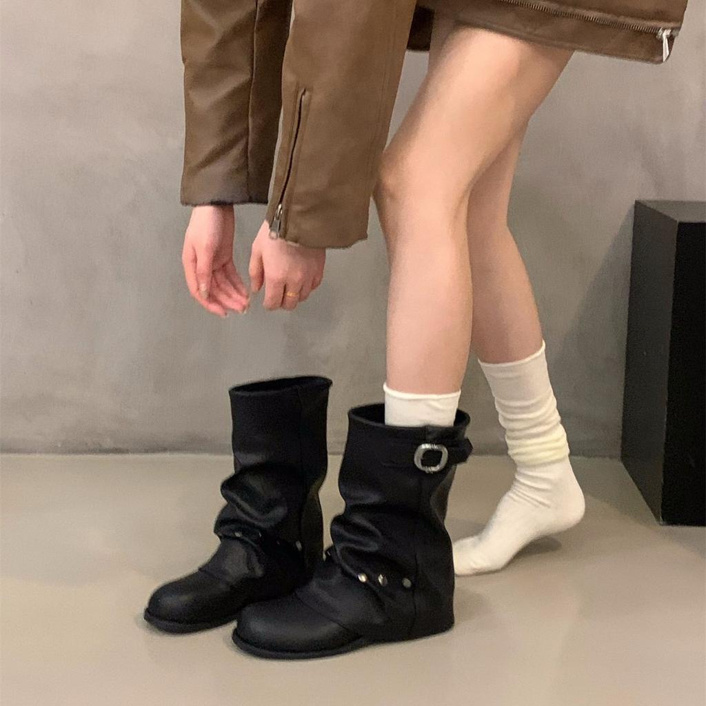 Podpatek Černé Martensky Dámské Boty 2025 Nové Jaro a Podzim Lokomotivní Střední Boty Kalhotové Boty se Sukní Krátké Boty