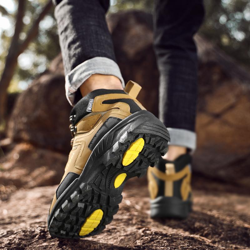 New High-top Hiking Shoes for Men Outdoor Hiking Shoes for Women Breathable Non-slip Desert Boots for Mountain Climbing