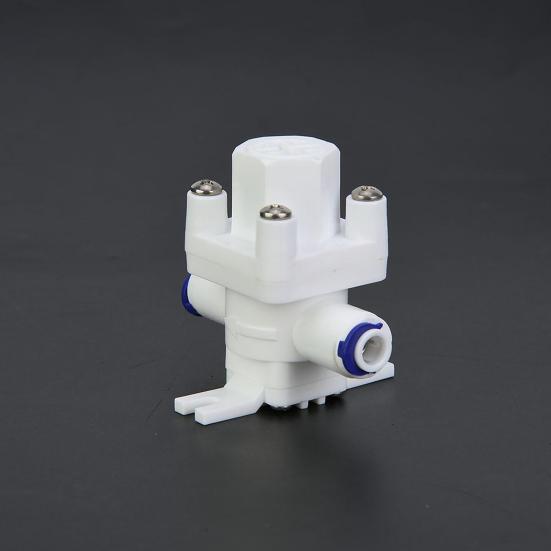 1/4 Inch Pressure Reducing Valve Compact Eco-friendly Food Grade PP Water Tube Pressure Regulator for Pipeline Machine