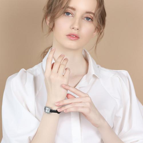 [D'EUX AMOUR] D'EUX AMOUR Women's Diamond Leather Band Watch DAW6101L-BK