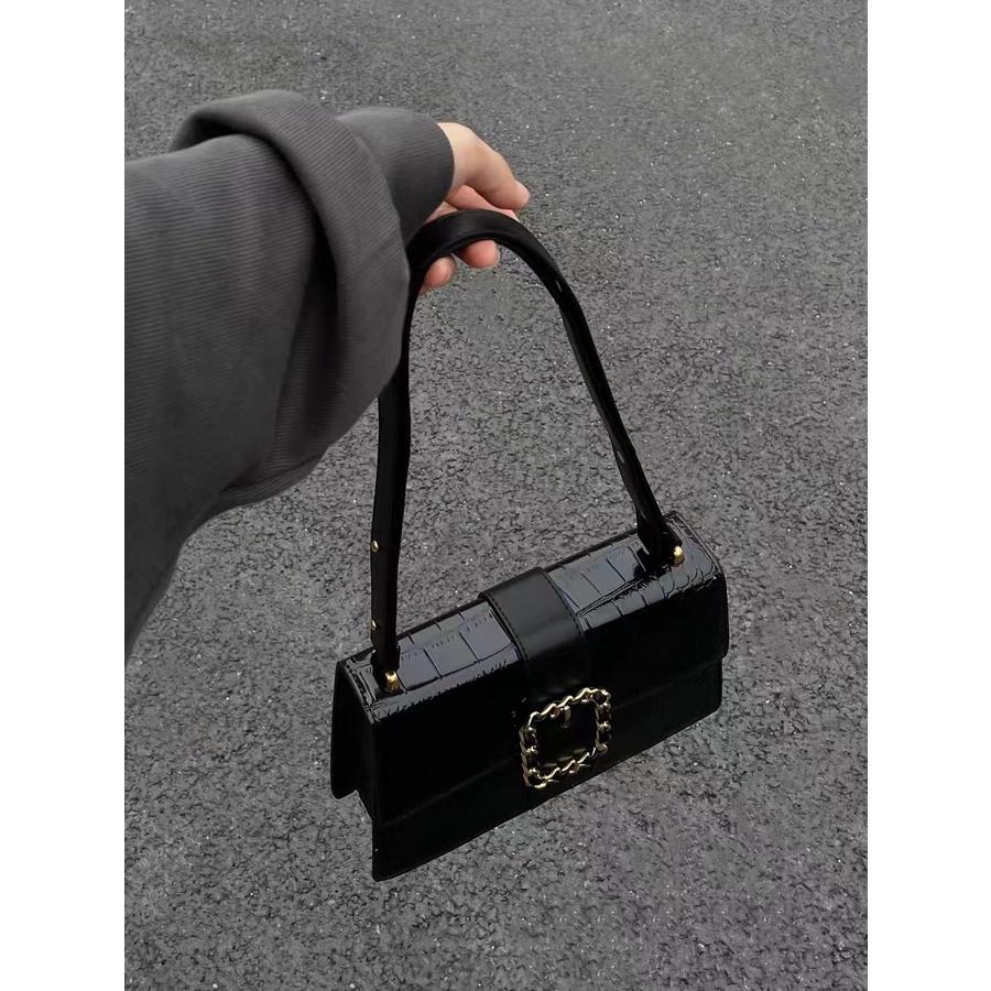 IELGY Crocodile Pattern Black Gold Bag, Large-capacity College-style High-end Commuting Shoulder Messenger Bag