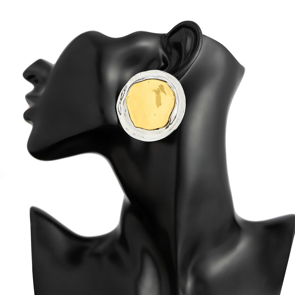 Exaggerated Large Round Circle Oval Stud Earrings for Women Classic Punk Vintage Mixed Color Piercing Earring Party Fashion Jewelry Gift Accessories