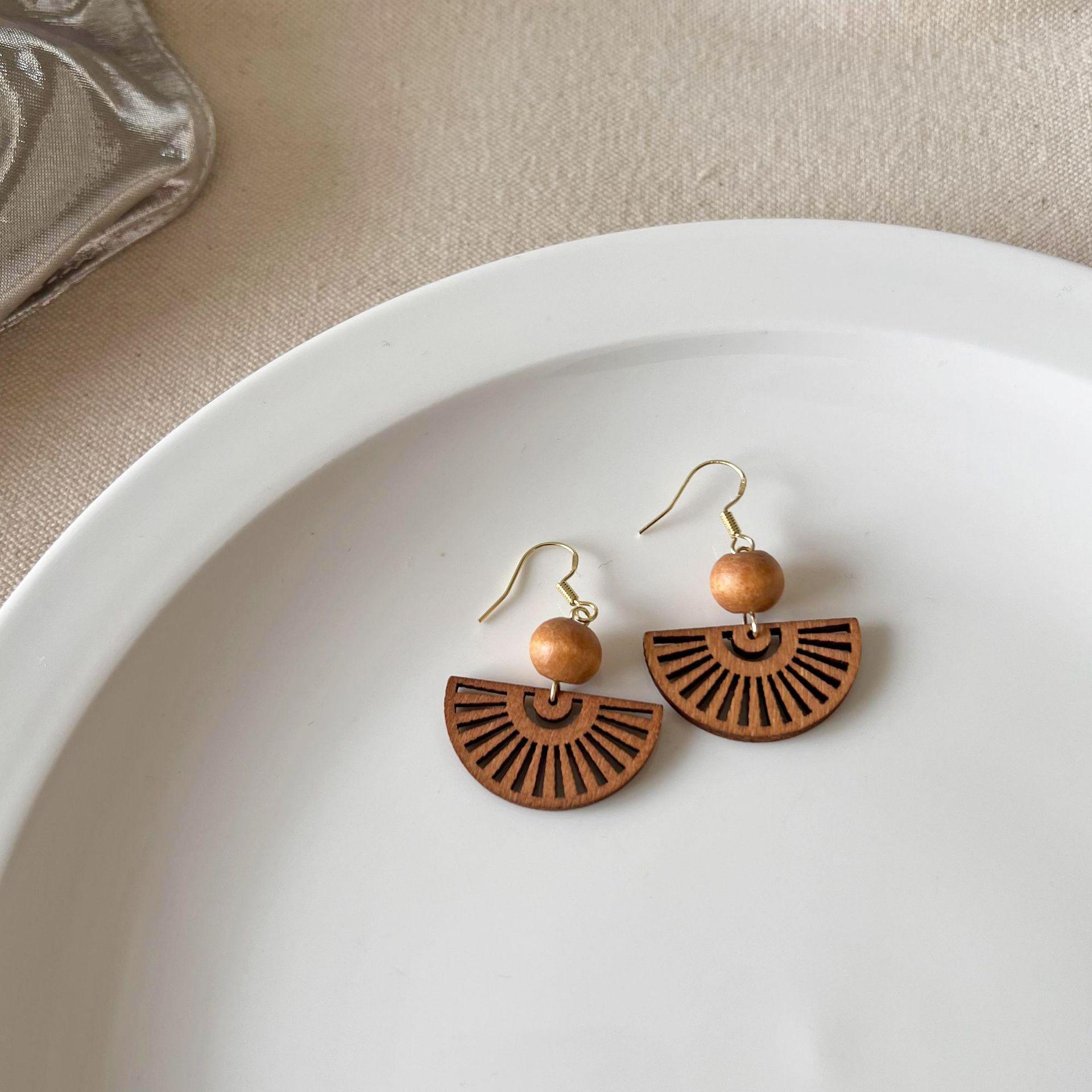 

Женские серьги в ретро китайском стиле: Универсальная, Простая и Элегантная Коллекция Дизайнов