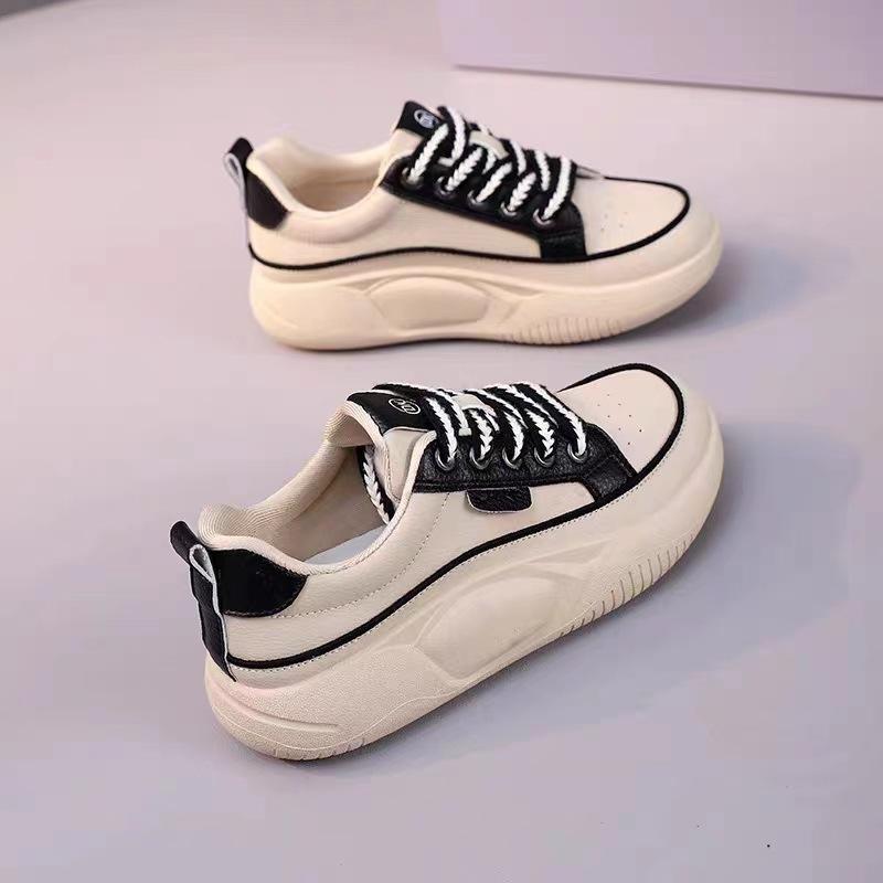 Women's Shoes 2025 Spring Festival New Versatile Student Casual Sports Shoes Platform Explosion Lightweight Flat Floor Shoes Dad Shoes
