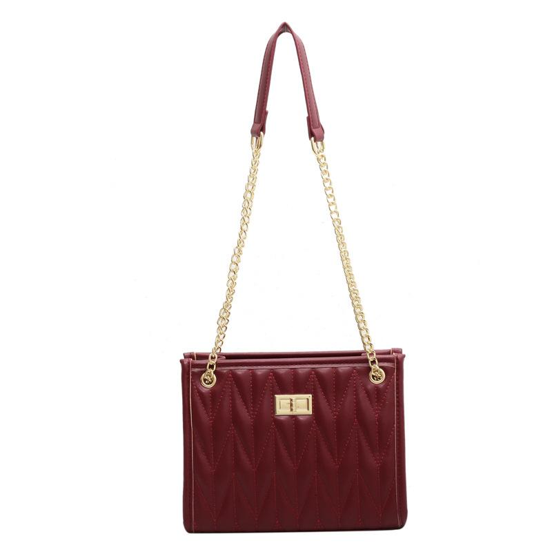 Retro Large-capacity Bag Women's New Versatile Autumn and Winter Fashion Chain Shoulder Bag Crossbody Commuter Bag