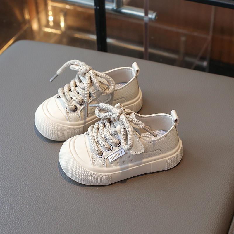 2025 Kinderschuhe Frühling Designer Mode Weichsohlige Board-Schuhe Täglich Vielseitig Rutschfeste Schuhe Trendige Kinder Freizeitsneaker