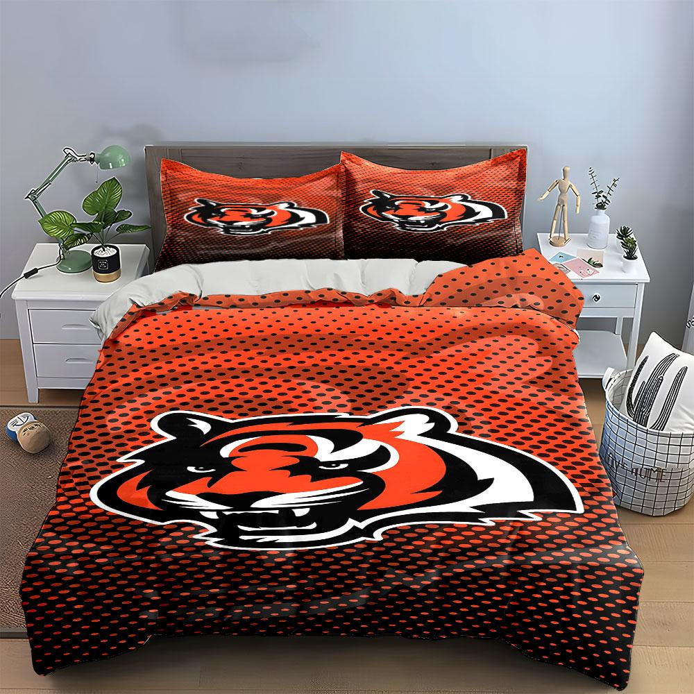 Fierce Tiger Graphic on Orange Background Print Bedding Set Duvet Cover Pillowcases (1* Duvet Cover 2* Pillowcases Do Not Include Comforter)