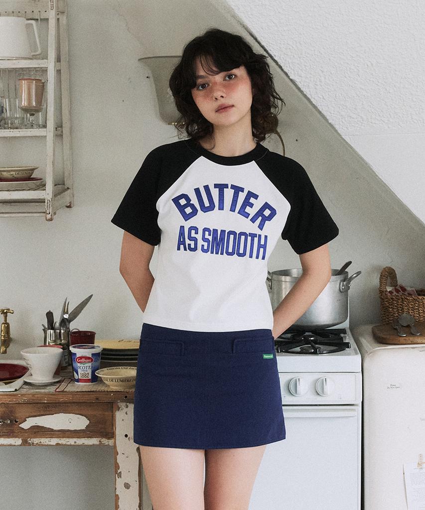 GREENBUTTER Smooth Raglan Sleeve Tee (Ivory/Black)
