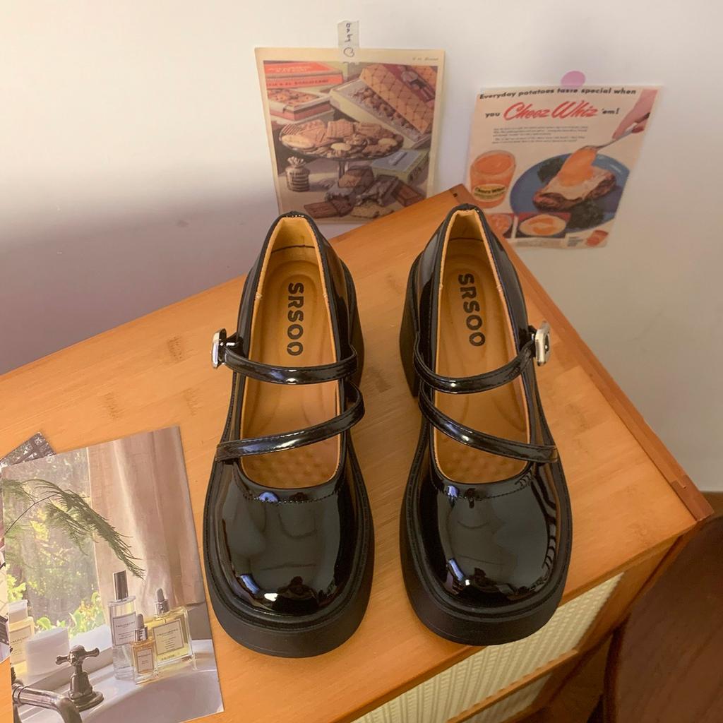 Small Leather Shoes Women's 2025 New Spring and Summer French Fashion Versatile with Skirts, Thick Soles Increase Height, Sweet and Cool Mary Jane S