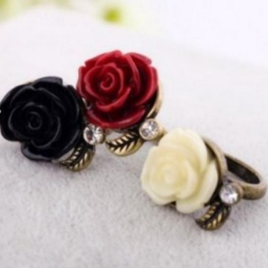 European & American Retro Rose Ring: Low-Key Elegant Style for Ring Finger Accessories