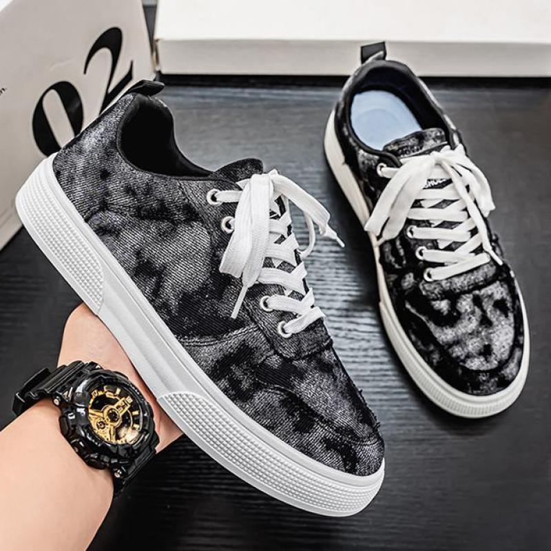 Fashion Retro Denim Canvas Shoes for men breathable Casual Shoes men Sneakers thick sole Outdoors Versatile Classic Board Shoes man