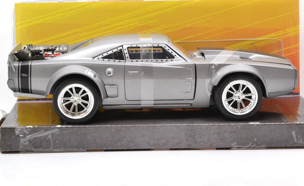 JadaTOYS FAST AND THE FAST 8 Fast and Furious ICE BREAK ICE JadaTOYS Scale Fast and the Ice 98291 124SCALE "THE FURIOUS" "Dom's CHARGER" 124 "The