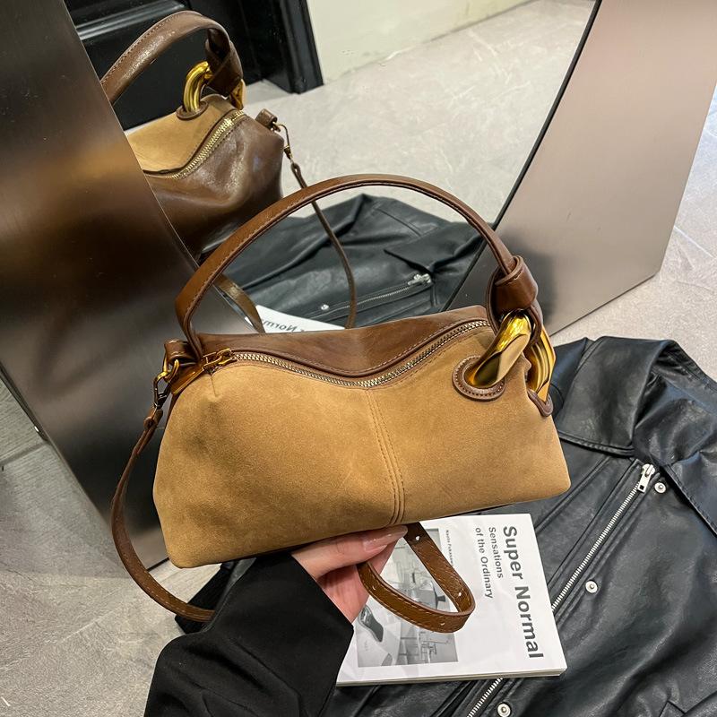 High-end niche bag women's autumn and winter 2025 new matte retro messenger bag popular portable Boston bag