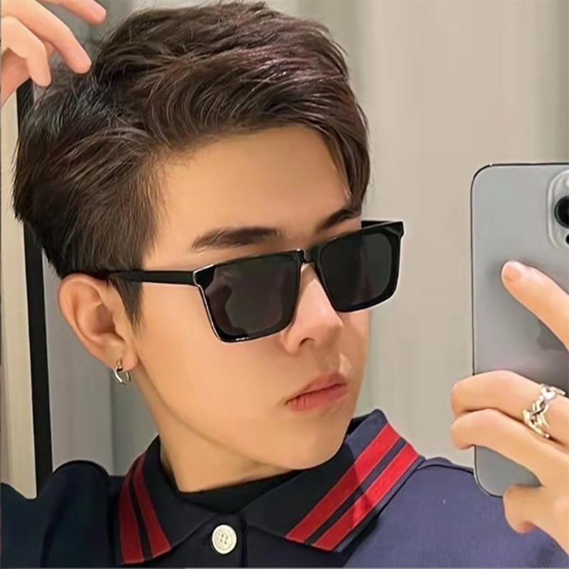 Men's Sunglasses For Uv Protection While Driving.  New Style Square Frame Fashionable Sunglasses 2050