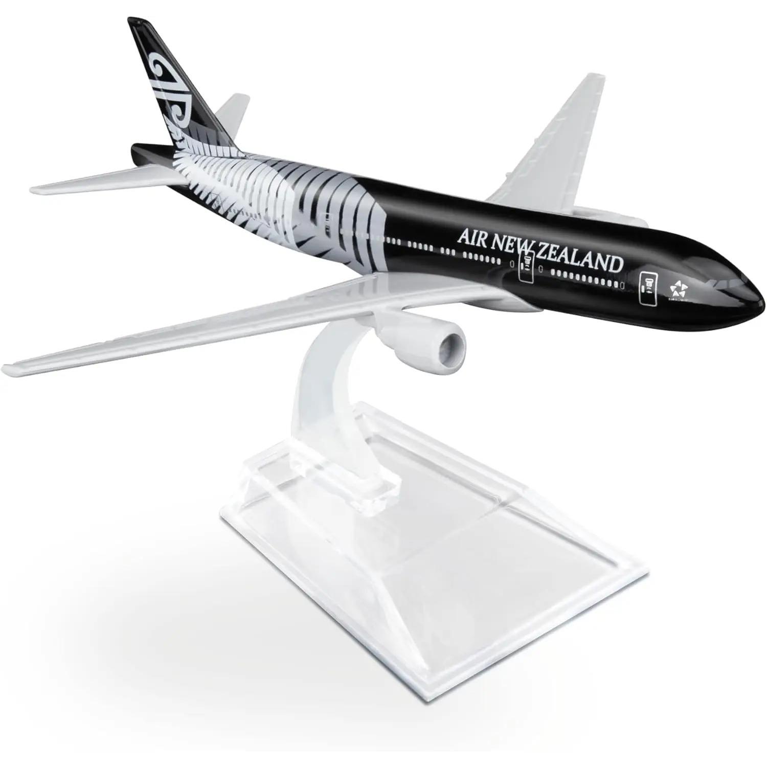 

Diecast Alloy 777 Plane New Zealand Airways B777 Airlines Model Aircraft Toy 16cm Metal Planes for Collection Friend Child чёрный