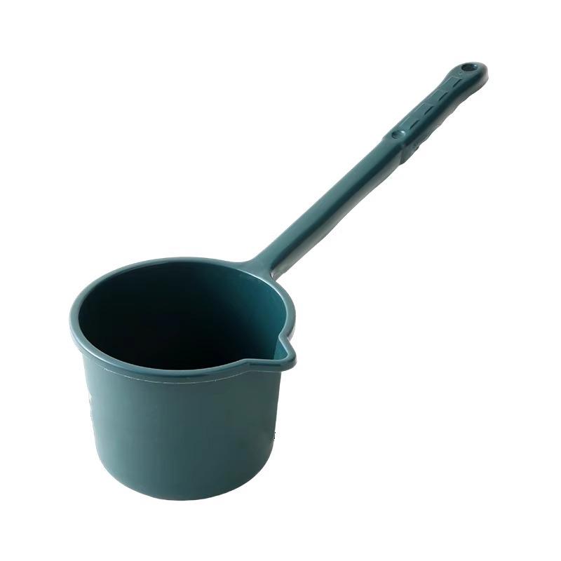 Long Handle Thickened Plastic Water Ladle for Kitchen, Garden Watering, and Baby Bathing