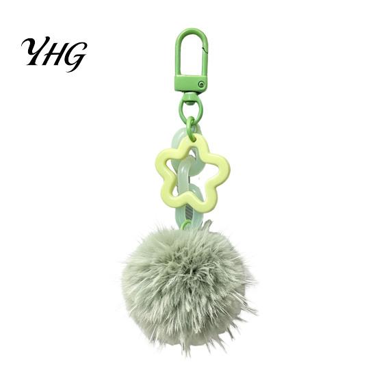 Backpacks Accessory Plush Ball Keychain, Fluffy Pompom Pendant with Hollow Star, Backpack Star Chain Bag Purse Decorative Accessories, Gift for Women
