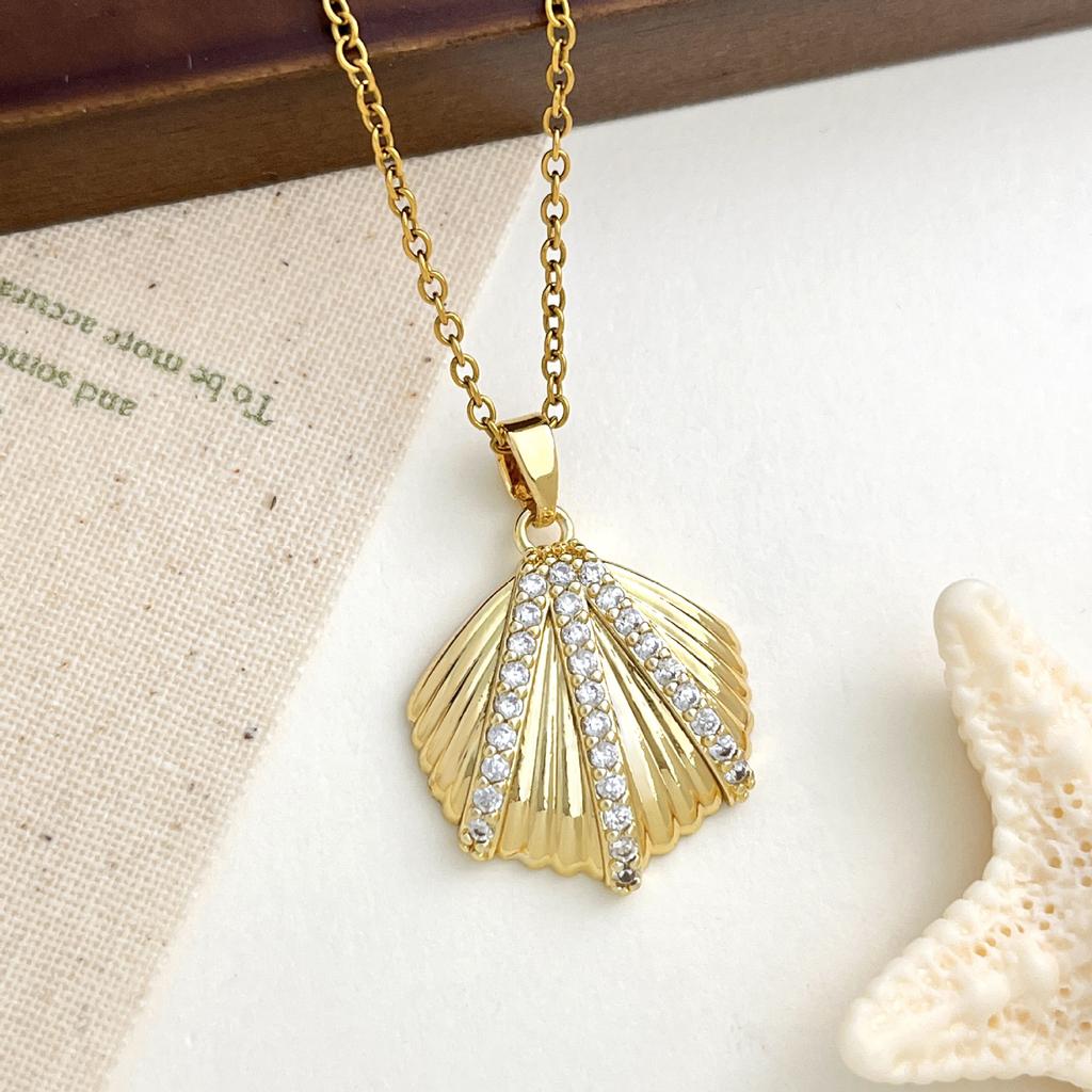 Ozeanmuschel Halskettenanhänger für Damen - Schlichtes Design für den Strandurlaub - Schlüsselbein-Kette