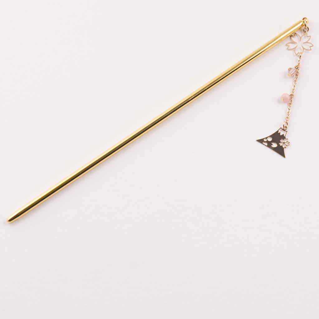 [Emplet Veil] A beautiful kanzashi (hair ornament) combining cherry blossoms and Mount Fuji. 15cm, gold. Cherry blossoms symbolize the arrival and