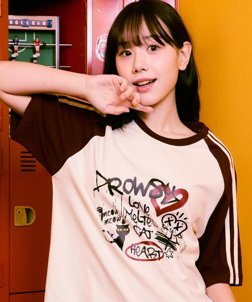 Deulousi Dw Drawseecat Raglan Short Sleeve T-Shirt 5 Colors
