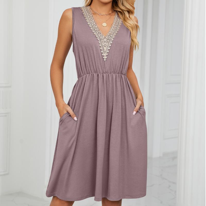 Плиссированное повседневное платье с V-образным вырезом без рукавов и цветочным принтом — фото 4