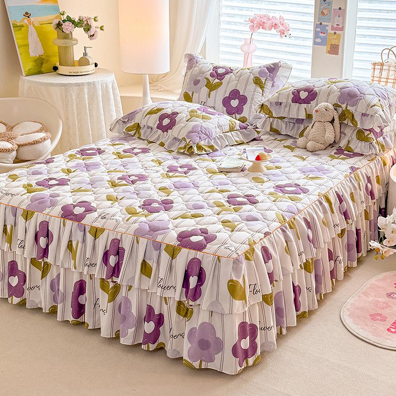3pcs Bed Skirt Set Solid Color Quilted Thickened Lace Decoration Includes 1 Bed Skirt + 2 Pillowcases Suitable for Home And Hotel