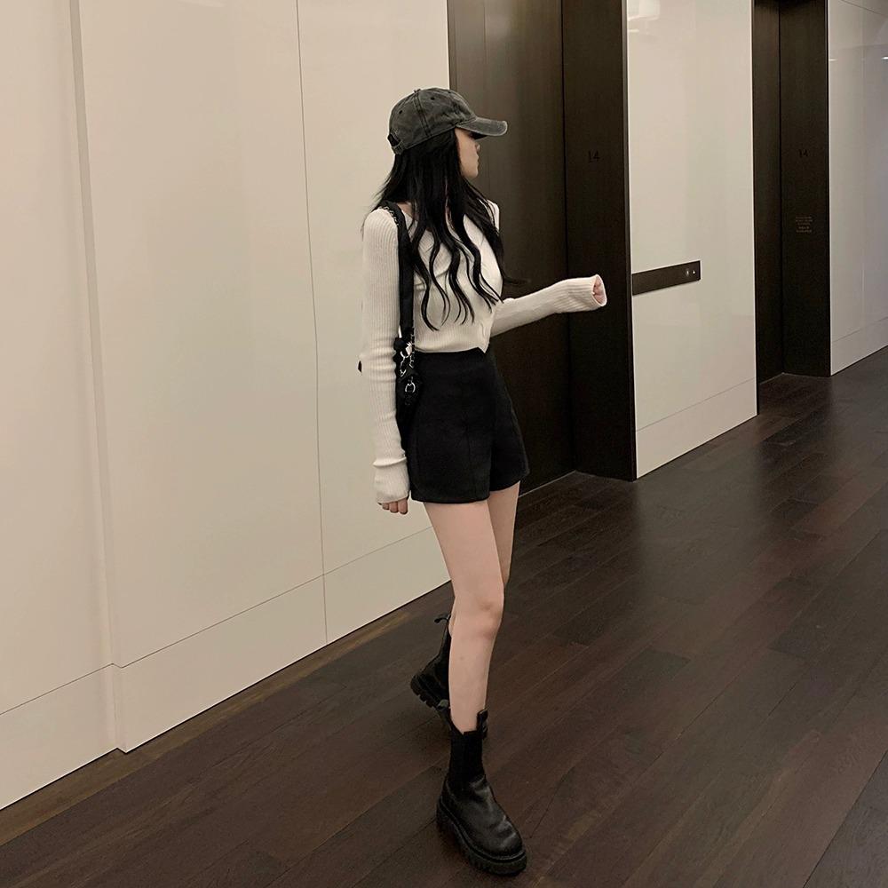 Women's High-Waist Woolen Shorts - Versatile Autumn/Winter Boot Cut in Black/Apricot.