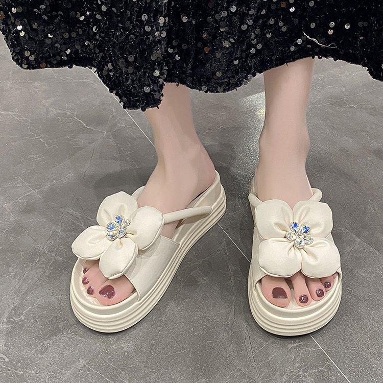 Léto Nové Síťové Červené Všechno s Silnou Podrážkou Temperament Móda Plážové Pantofle Přílivové Květinové Pantofle Dámské Nošení Venku